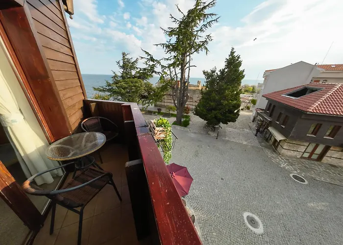 Boutique St. Stefan 内塞伯尔